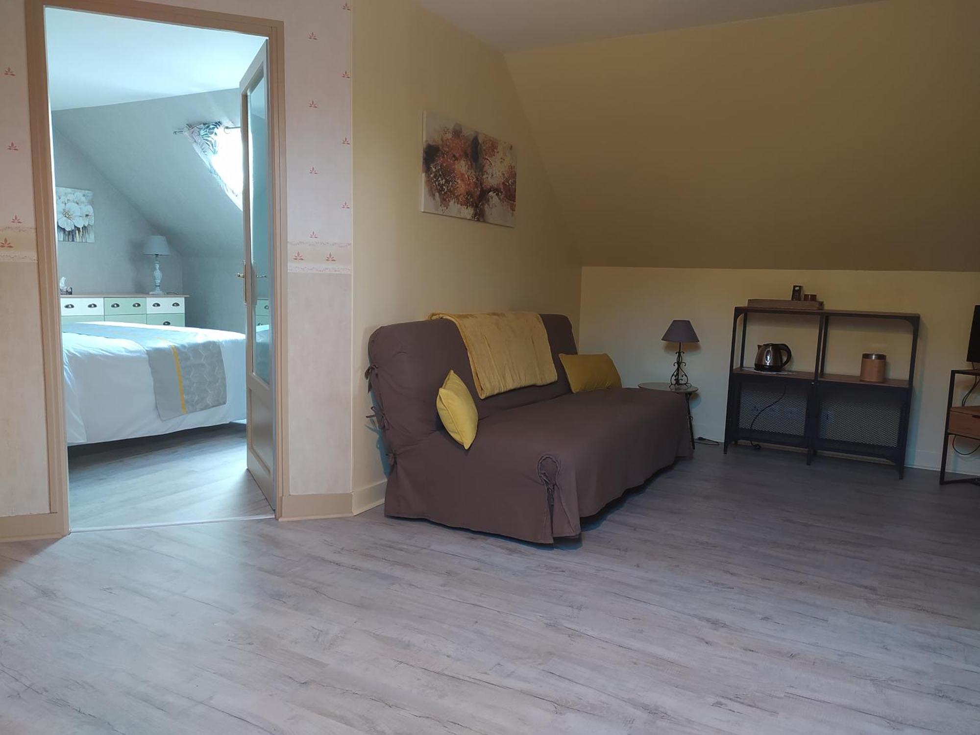 Des Roux Et Des Pious Suite De 35 A 60 M2 Et 3 Chambres Pour Groupe De 2 A 6 Personnes Civray-de-Touraine Exterior foto